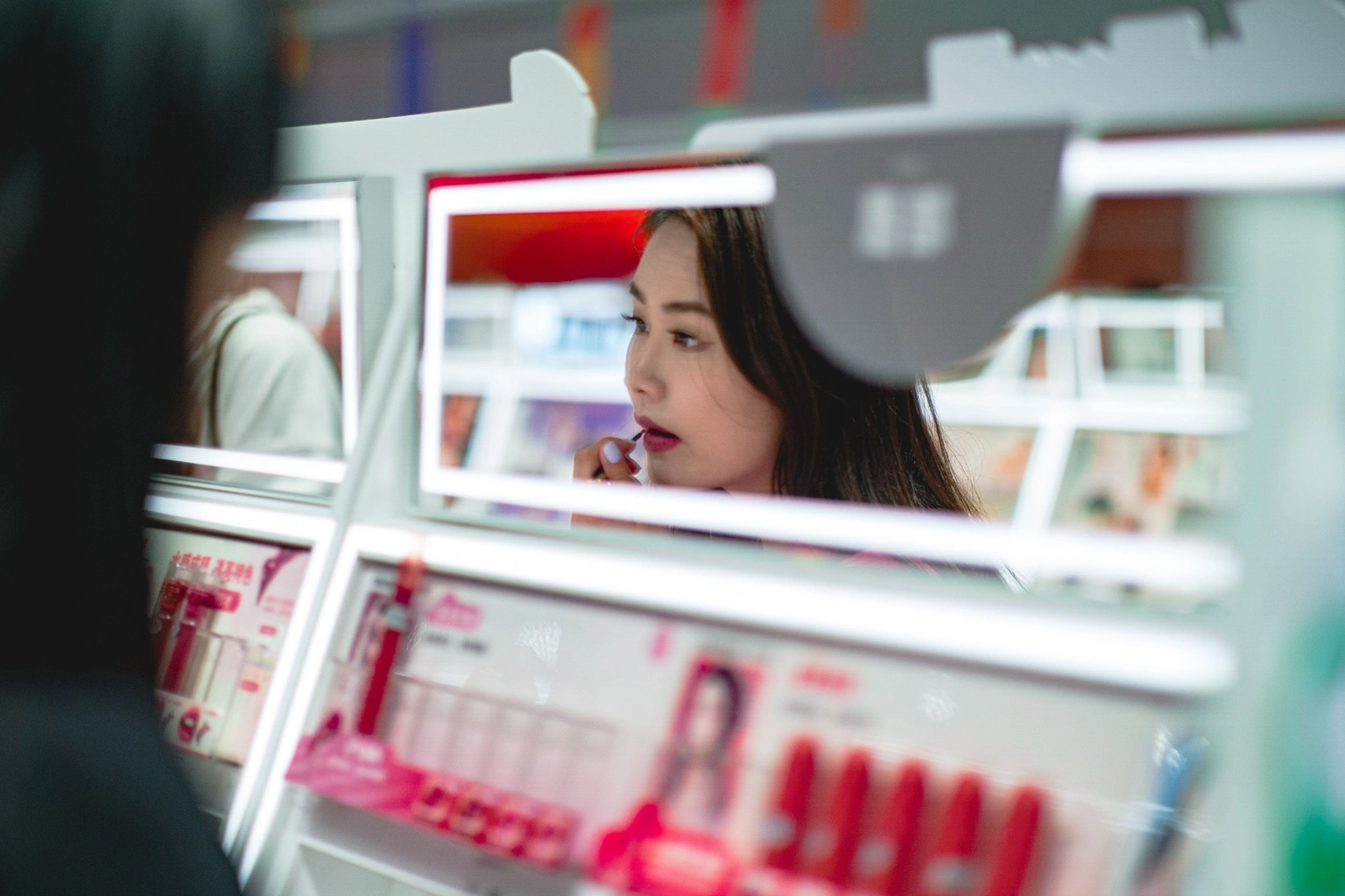 Musinsa, Coupang and Off Beauty are Challenging Olive Young's K-Beauty Dominance
