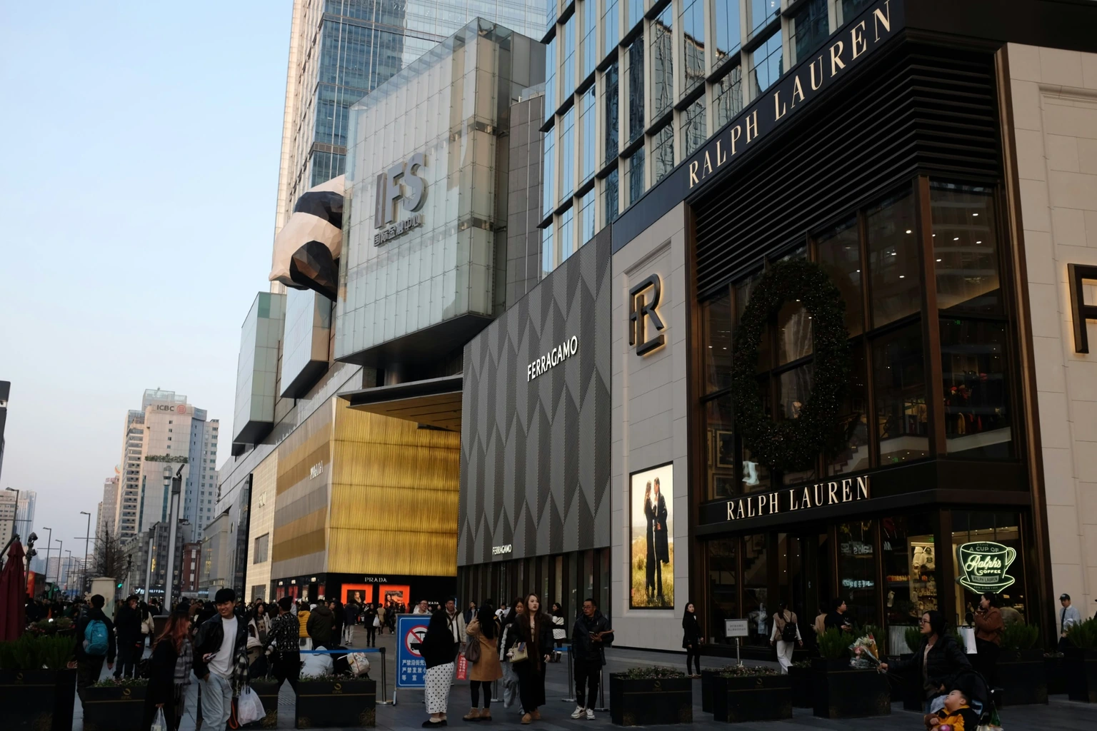 luxury-2026-earnings-jewellery-fashion-beauty-rebound